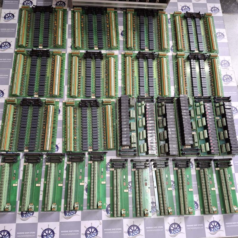 ROLLS ROLYCE-ULSTEIN UMAS V PUMPS AND VALVE CONTROL ELECTRONIC CABINET SYSTEM