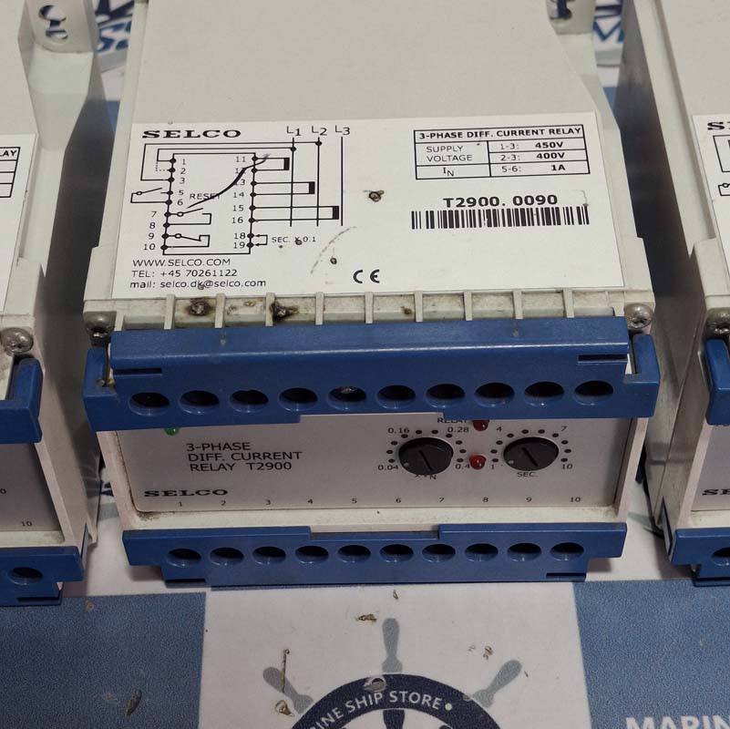 SELCO T2900 3-PHASE DIFFERENTIAL CURRENT RELAY