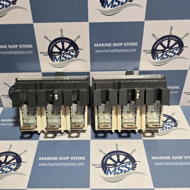 SCHNEIDER ELECTRIC IM 220 PL13345 CIRCUIT BREAKER MODULE-4 SCHNEIDER ELECTRIC IM 220 PL13345 CIRCUIT BREAKER MODULE