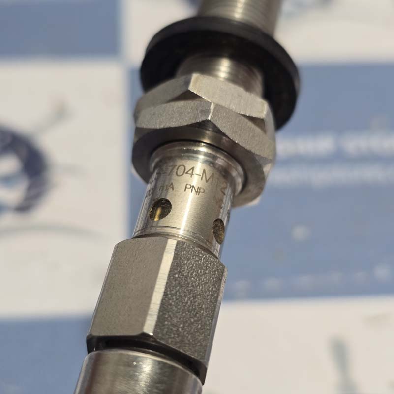 CONTRINEX DX-LS-704-M12 605 002 060 SENSOR