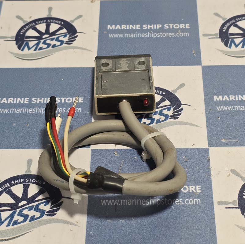 OMRON D4C-3201 LIMIT SWITCH-5 OMRON D4C-3201 LIMIT SWITCH