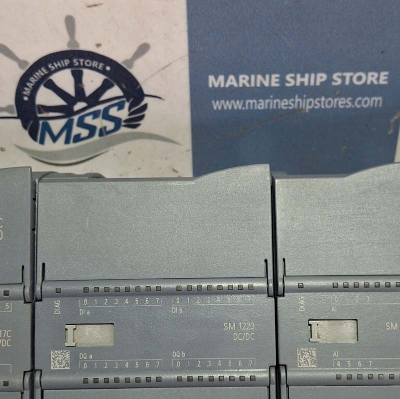 SIEMENS SM 1223 DIGITAL INPUT OUTPUT MODULE